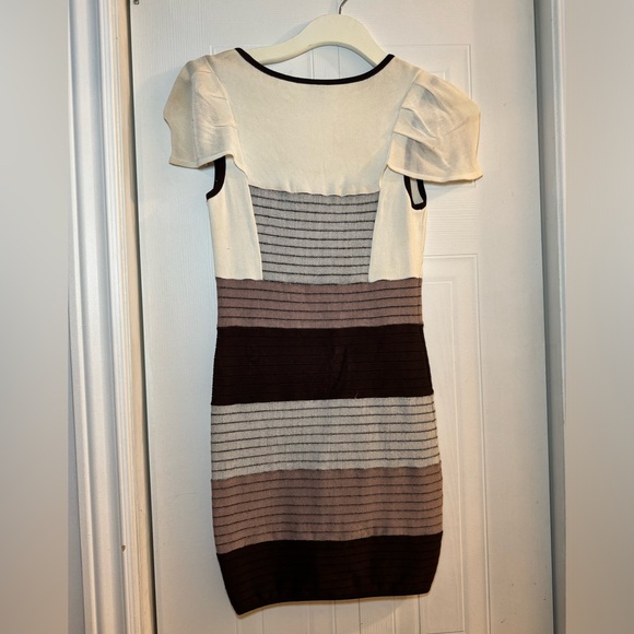 Guess Marciano Beige dress - Picture 2 of 3